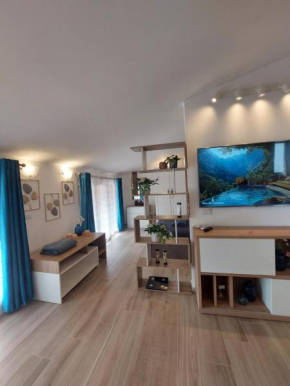 Grazioso loft, luminoso e appena ristrutturato